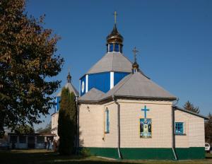 Храм в селе Колосовая